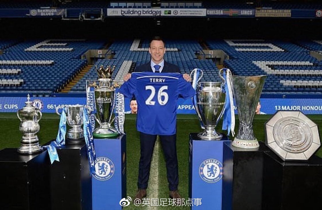 关于阿斯顿维拉迎社区盾关键赛；冲刺阶段门线救险；话题不断；身体对抗强度拉满的信息